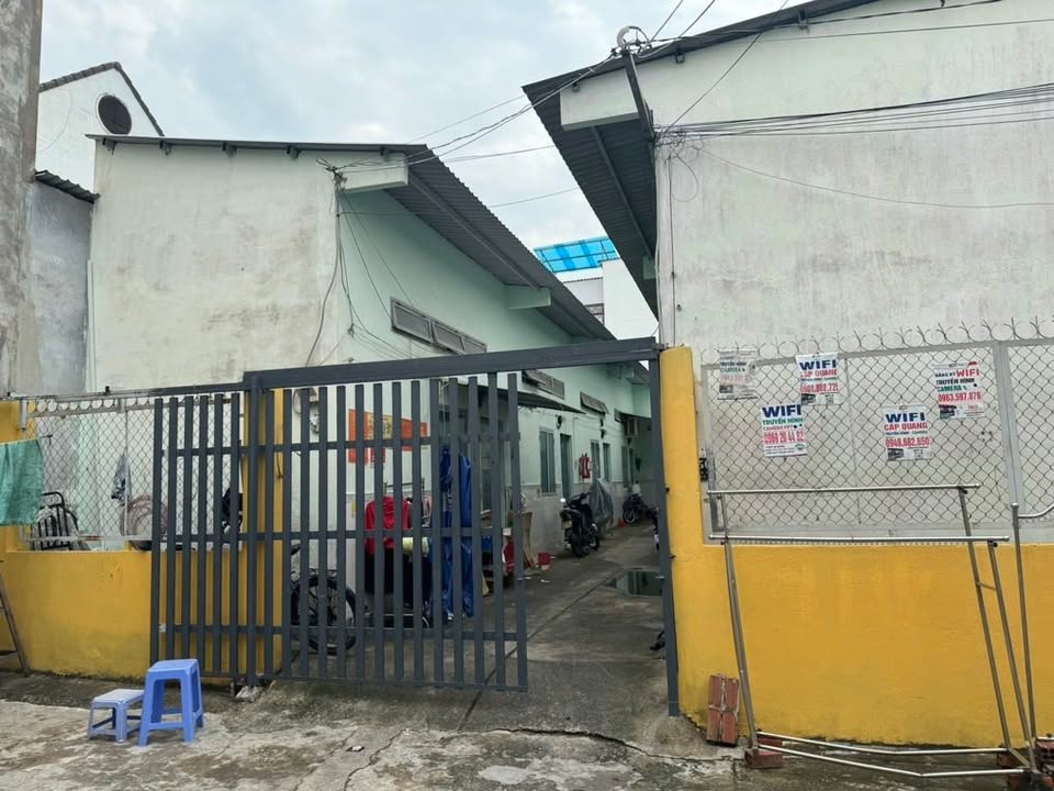 Nhà trọ HXH Trung tâm Phước Long B Q9 195m² giá 10 tỷ - Dòng tiền ổn định 28 triệu/tháng!