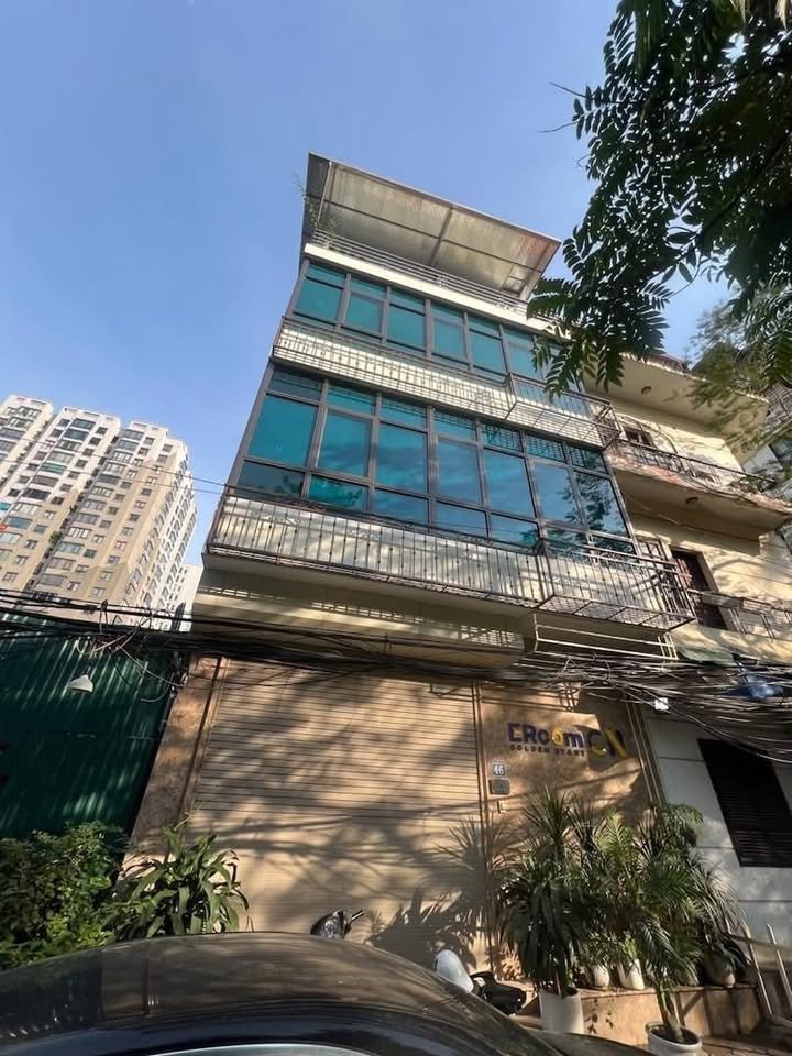 Nhà riêng đường Trung Kính, Cầu Giấy 42m² giá 21 tỷ - Sổ hồng chính chủ, kinh doanh tốt!