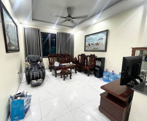 Nhà phố Đức Thượng, Hoài Đức 60m² giá 8 tỷ - Vị trí đẹp, tiện ích đầy đủ!