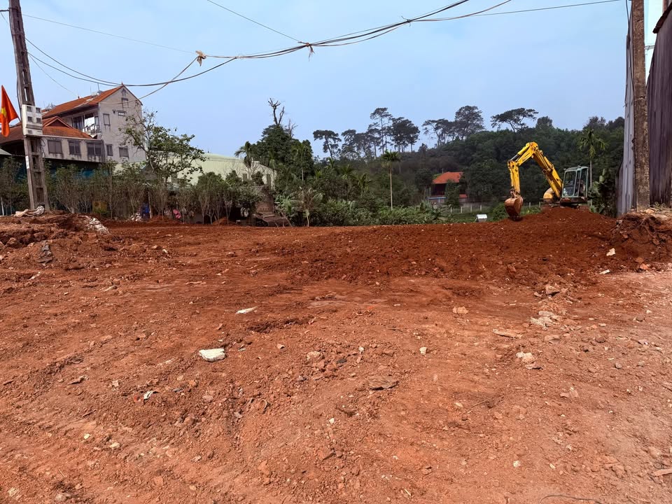 Đất mặt tiền TL 414, xã Suối Hai, 447,9m² - Kinh doanh thuận lợi!