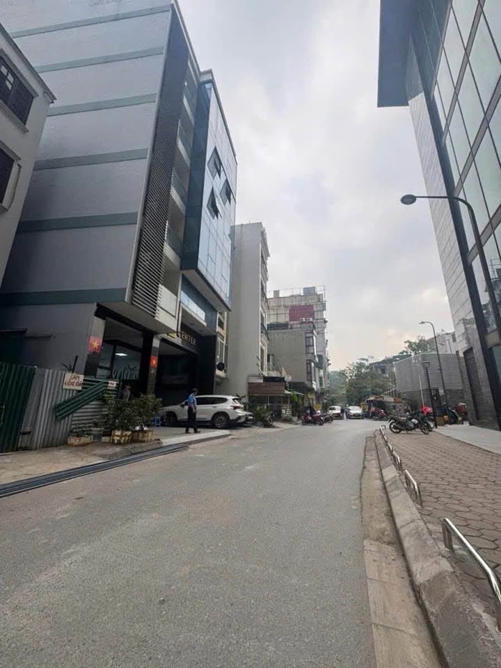 Nhà Thụy Khuê Tây Hồ 41m² giá 19.3 tỷ - Vị trí đắc địa, kinh doanh thuận lợi!