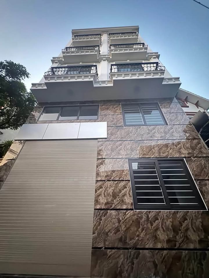 Nhà 4 tầng Ngọc Hồi - Thanh Trì 62m² giá 9 tỷ - Nhà lô góc 3 mặt thoáng!