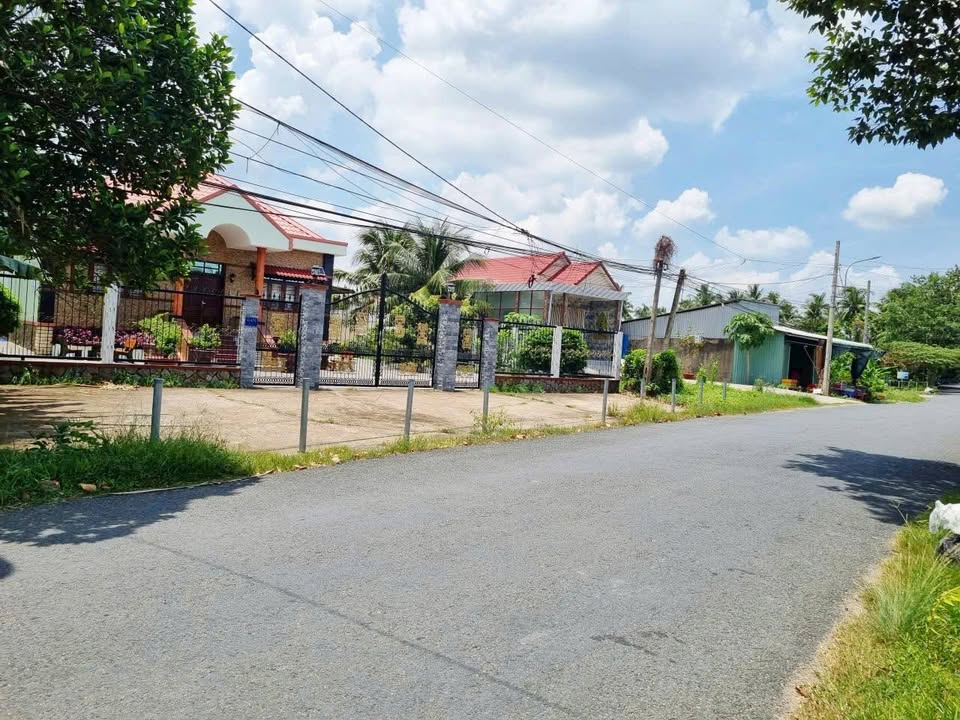 Đất mặt tiền đường 19/5 Nhơn Thạnh, Bến Tre 1245m² giá 6.2 tỷ - Đầu tư sinh lời ngay!