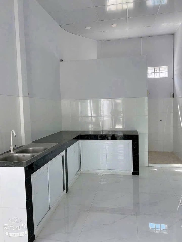 Nhà mới hoàn thiện Phường 5 Bến Tre 70m² giá 1.39 tỷ - Góc 2 mặt tiền, xe ô tô vào tận nhà!