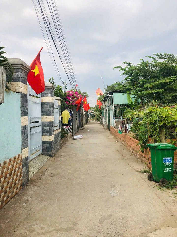 Đất vườn Dừa Phước Tân 85m² - Sổ đỏ riêng, giá thỏa thuận hấp dẫn!