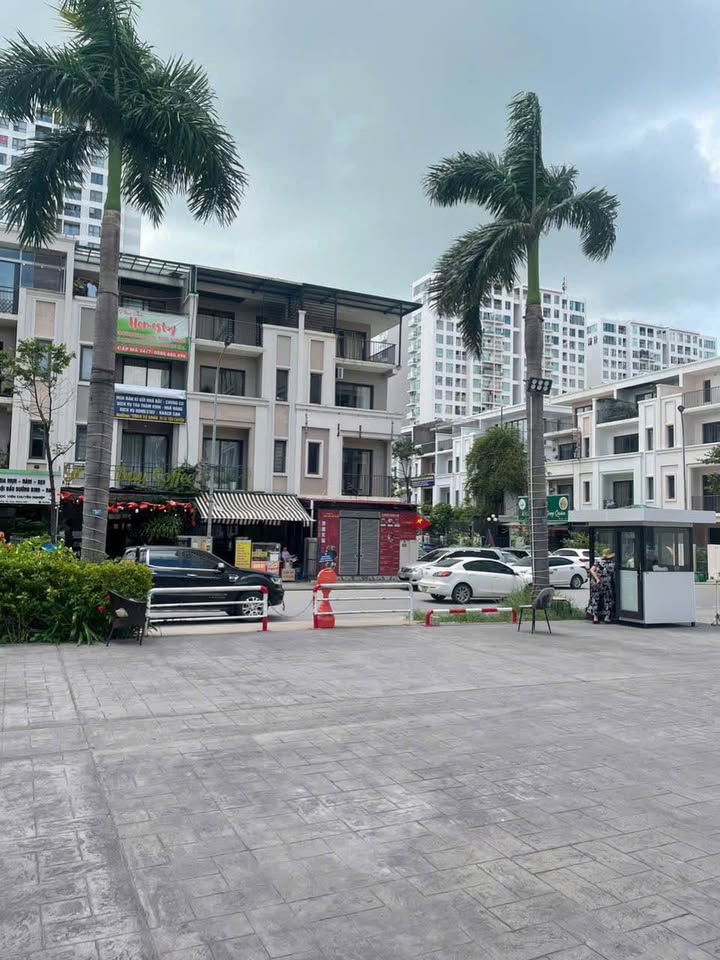 Townhouse LK Village Bim Hùng Thắng Bãi Cháy 91m² giá 10 tỷ - Đầu tư sinh lời ngay!