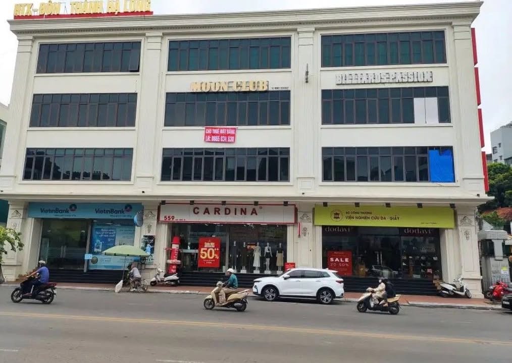 Cho thuê mặt bằng ô góc tại Cao Thắng 1200m² - Vị trí đắc địa, thuận tiện kinh doanh!