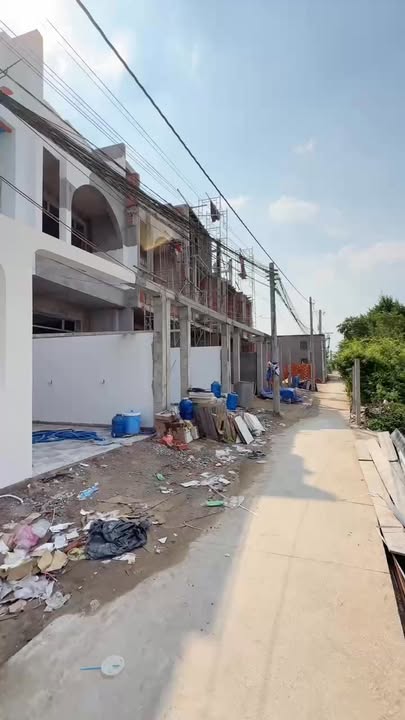 Nhà phố Bình Chánh 103.5m² giá 2.38 tỷ - Sổ hồng riêng, chính chủ!