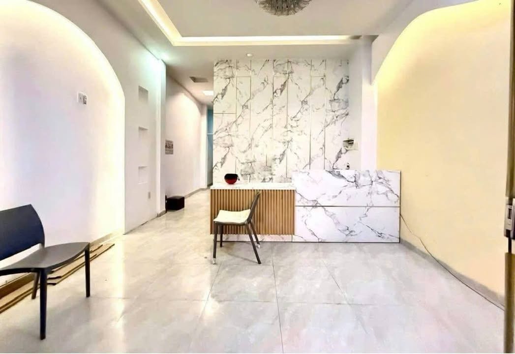 Bán nhà mặt tiền Hồng Bàng, Nha Trang 52m² giá 20.5 tỷ - Đầu tư sinh lời cao!