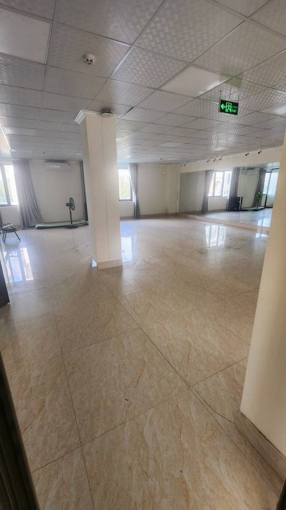 Cho thuê văn phòng tại Mon Bay Hạ Long 180m² - Không gian linh hoạt cho doanh nghiệp!