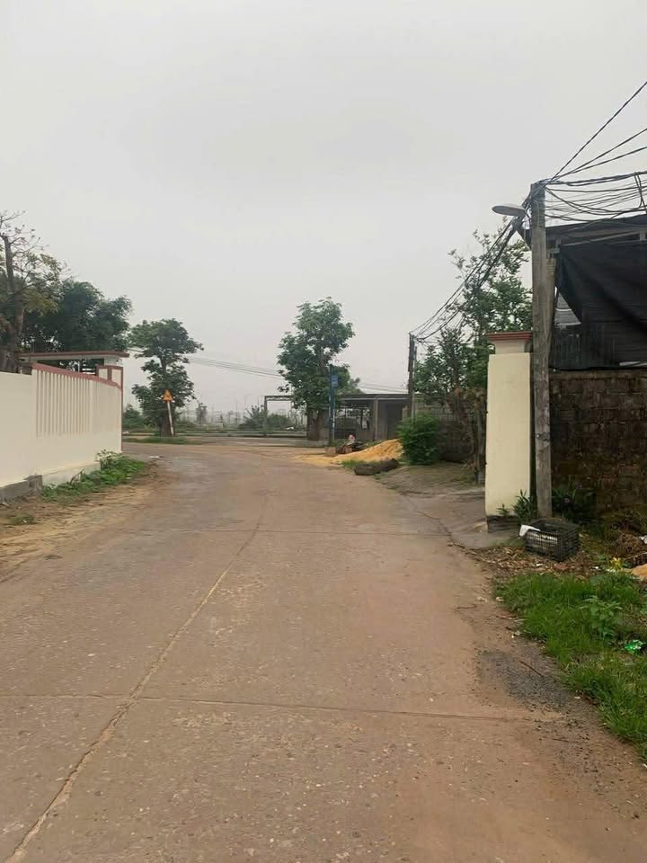 Đất nền mặt tiền Trương Phúc Phấn - Lộc Ninh 114m² giá chỉ 1 tỷ - Đầu tư sinh lời ngay!