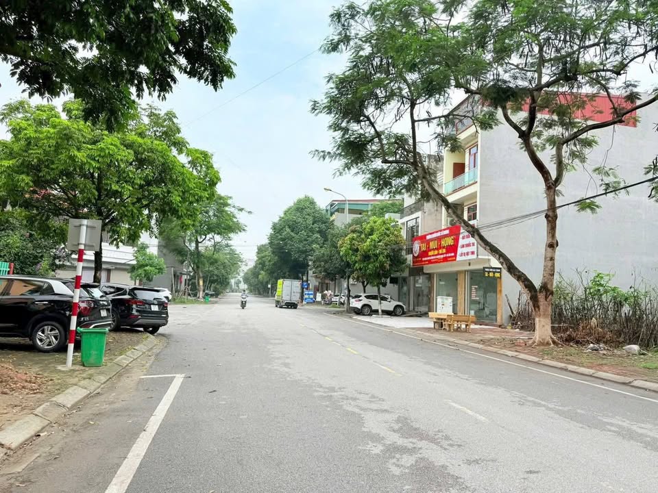 Đất nền mặt đường Hoàng Văn Thụ, 81m² - Đầu tư sinh lời tuyệt vời!