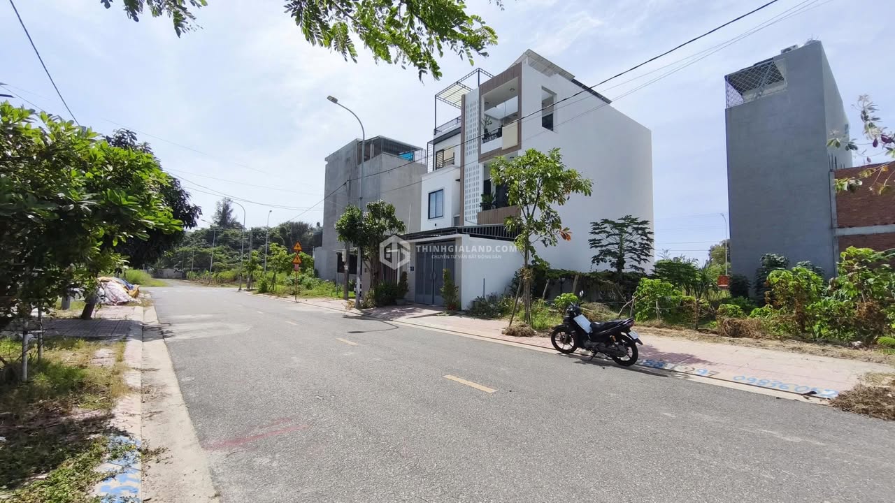 Bán đất TĐC Phường 10 - 83.2m² giá 6.75 tỷ - Vị trí đẹp, pháp lý rõ ràng!