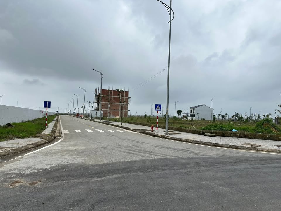 Lô đất 175m² KQH Thủy Thanh - Giá chỉ 30 triệu/m² - View trường Đại học FPT!