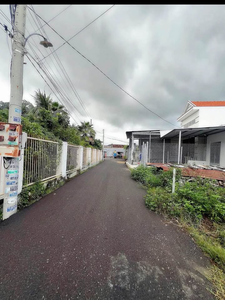 Đất thổ cư Vạn Giã, Vạn Ninh 100m² giá 1.45 tỷ - Đường ô tô vào thoải mái!