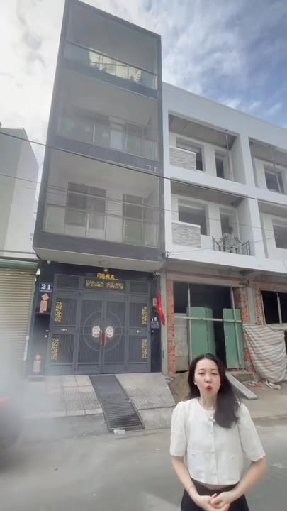 Nhà riêng đường 64, quận 6, diện tích 92m² giá 13 tỷ - Chính chủ bán gấp!