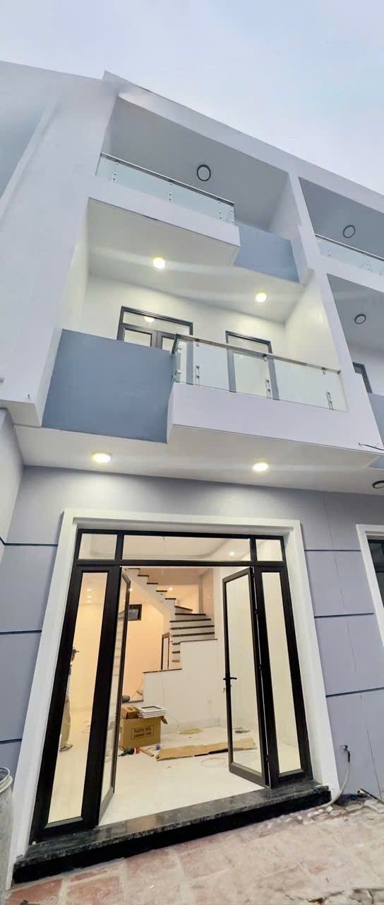 Bán nhà 3 tầng mới tại phố Tây Ga, Phú Sơn - 50m² giá 2.66 tỷ - Vị trí đắc địa!