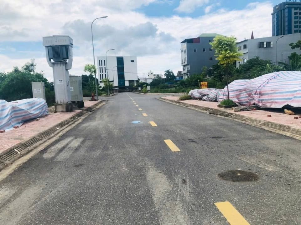 Đất nền Thạch Linh, Hà Tĩnh 144m² giá 4.5xx triệu - Cơ hội đầu tư hấp dẫn!