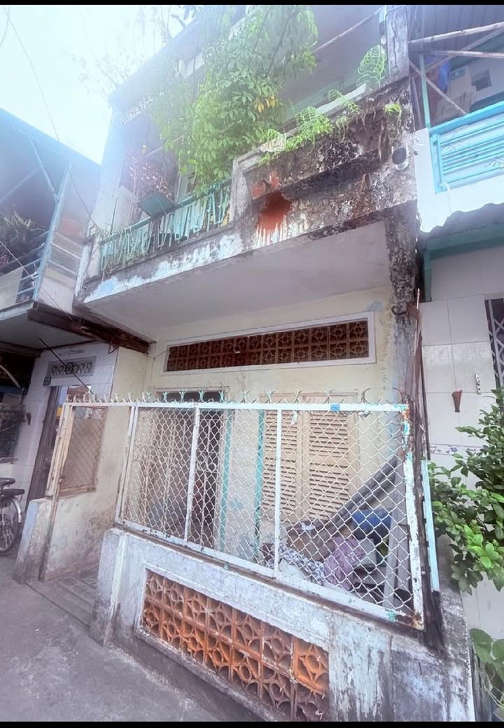 Nhà phố Hàn Hải Nguyên, Quận 11, 32.4m² giá 4 tỷ - Chính chủ bán gấp!
