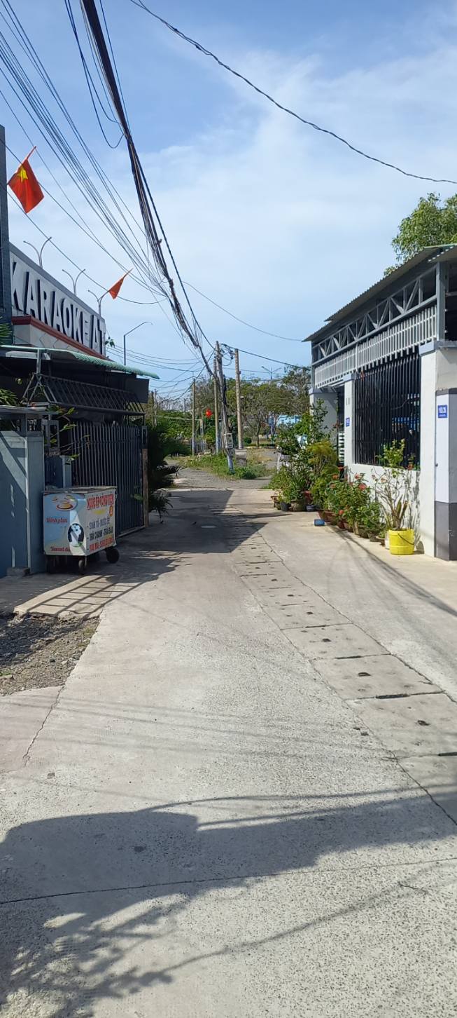 Đất nền Phước Hải 194m² giá 4 tỷ - Cách biển chỉ 700m!