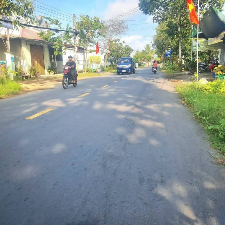 Nhà mặt tiền đường tỉnh 926, xã Nhơn Ái, diện tích 237m² - Giá chỉ 2.9 tỷ!