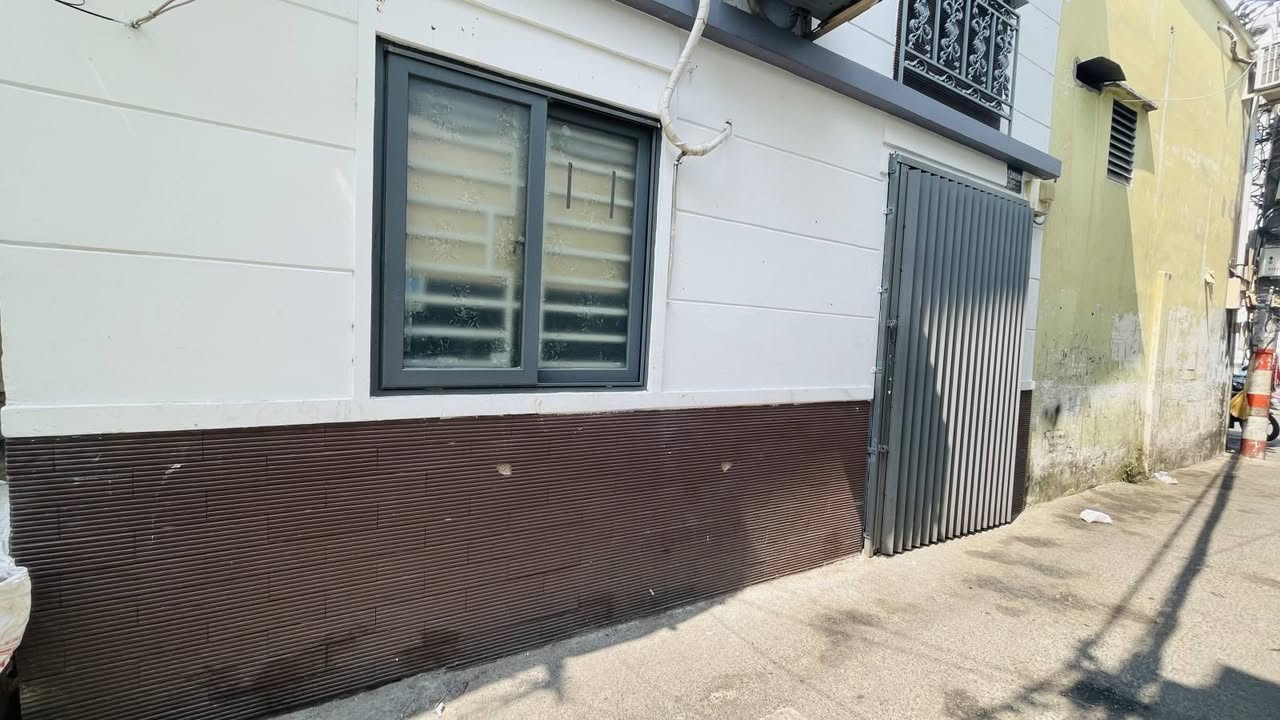 Nhà phố Huỳnh Thiện Lộc, Tân Phú 23m² giá 3.8 tỷ - Nội thất cao cấp, ô tô đậu trước cửa!