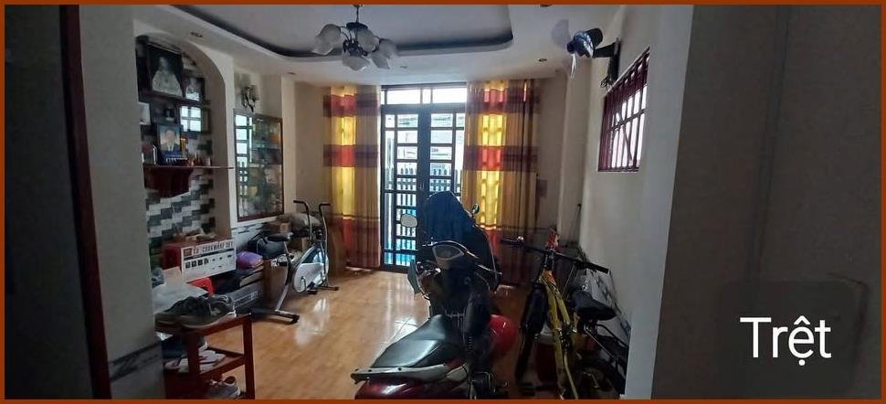 Nhà cho thuê hẻm lớn Lê Văn Sỹ, quận 3 - Giá 15 triệu/tháng, tiện nghi đầy đủ!