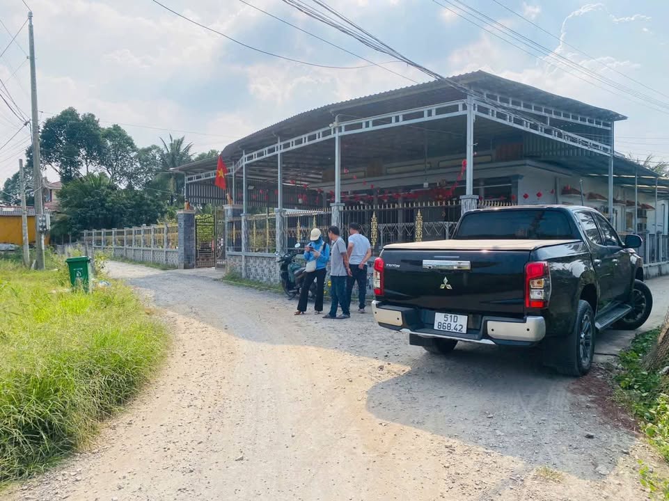 Đất thổ vườn 555m² mặt tiền Đ. Chùa Thiên Mụ - Giá 2.6 tỷ, Sổ hồng riêng!