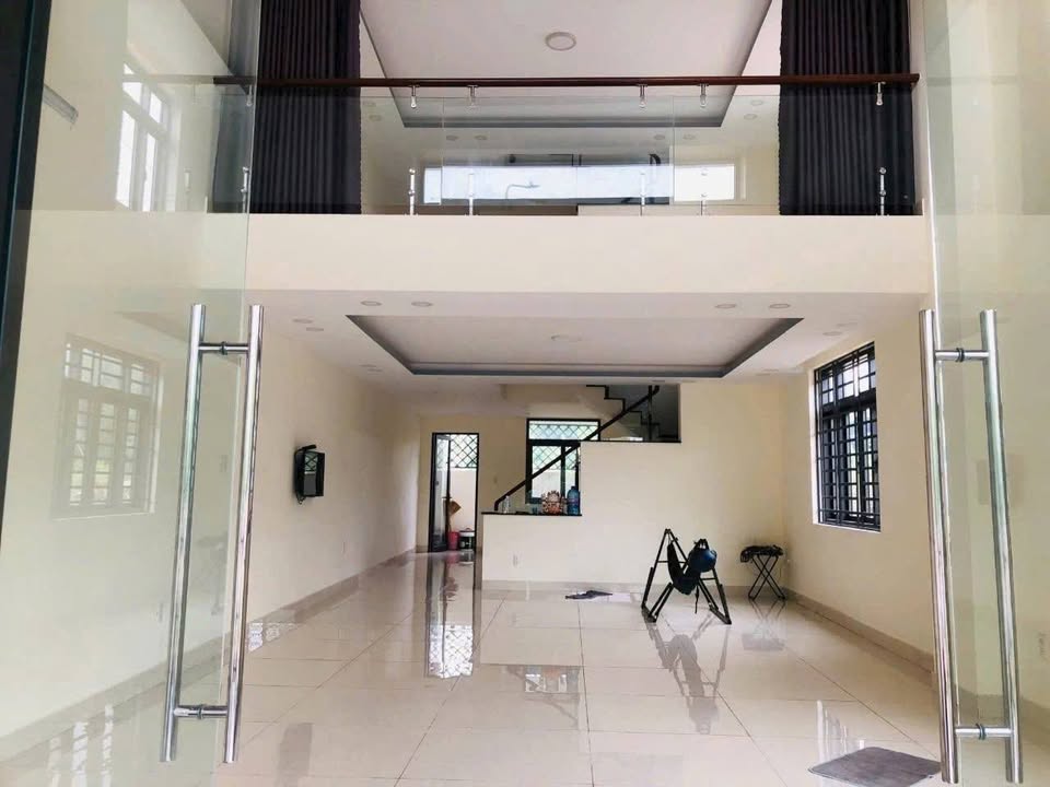 Nhà mặt tiền phường Chánh Nghĩa Thủ Dầu Một 99m² giá 24 triệu - Phù hợp kinh doanh!