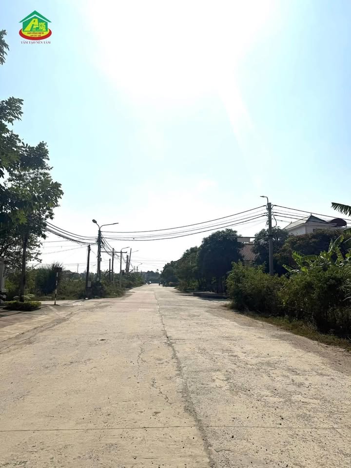 Đất nền Ninh Nhất, Ninh Bình 95m² giá 6 tỷ - Hướng Nam thoáng đãng!