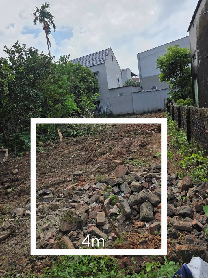 Bán lô đất Trần Bình Trọng, Bắc Giang, 60m² giá 3 tỷ - Đối diện chợ Hồ Bắc, mặt đường ô tô