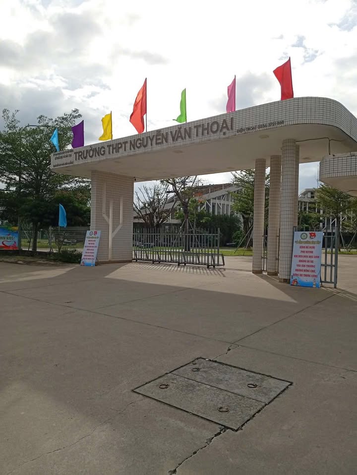 Đất nền Đô Đốc Lân, Cẩm Lệ, 100m² giá 6.1 tỷ - Đối diện trường cấp 3!