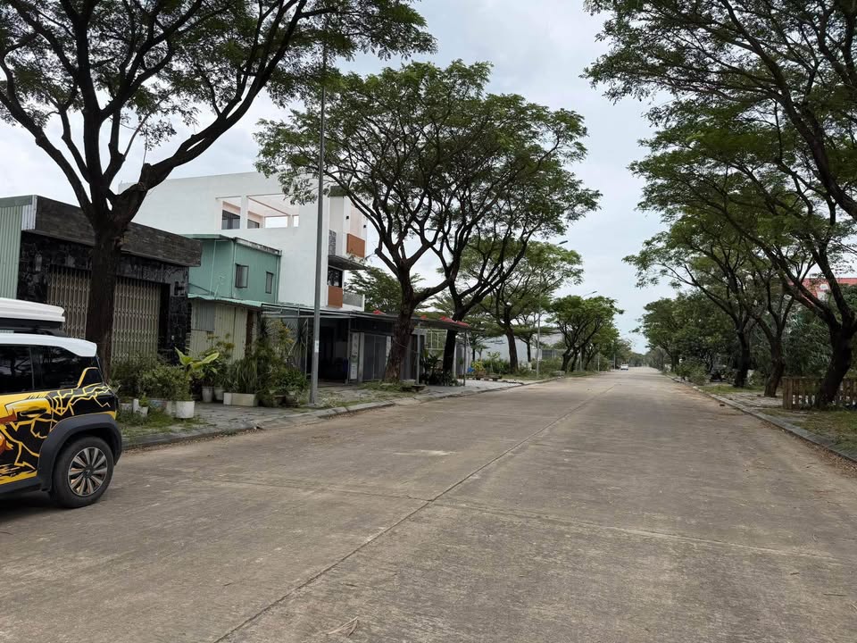 Đất nền Golden Hills Đà Nẵng 250m² giá 7.95 tỷ - Cơ hội đầu tư lý tưởng!