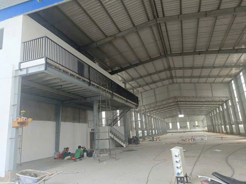 Xưởng 2400m² mặt tiền ĐT743 Dĩ An - Đầu tư sinh lời ngay!