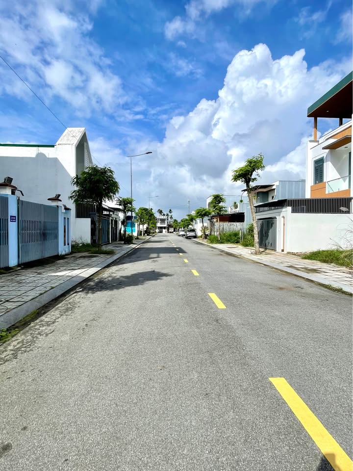 Đất nền KDC Phước Thạnh Quảng Ngãi 92.5m² giá 1.9 tỷ - Cơ hội đầu tư hấp dẫn!