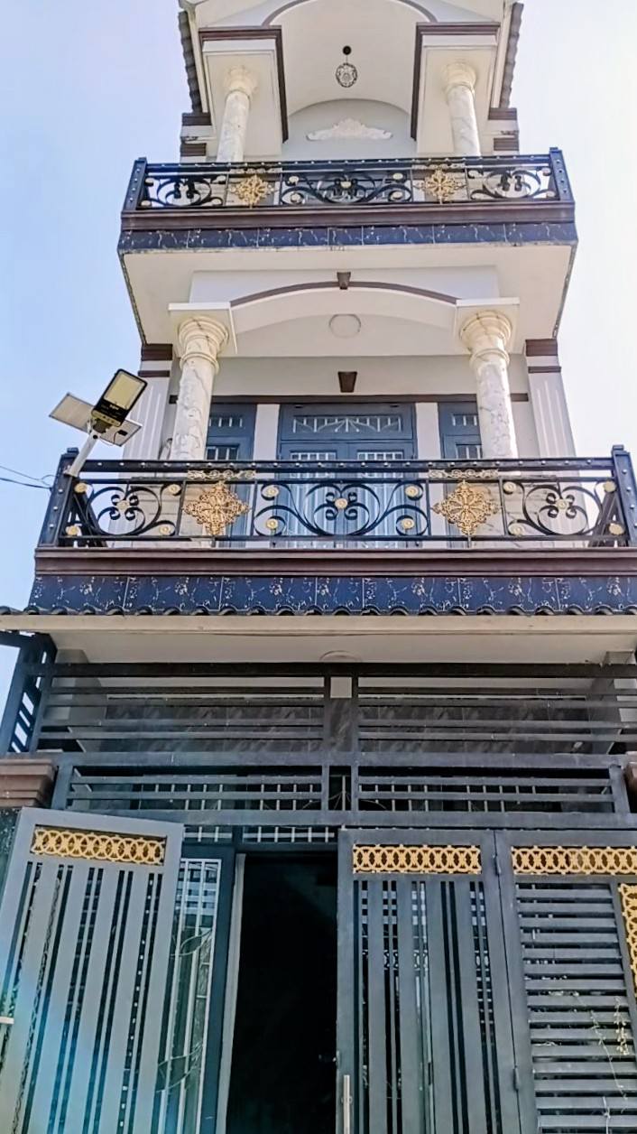 Nhà 2 tầng đẹp tại Mỹ Hạnh Nam, Đức Hòa, Long An - Giá 2.22 tỷ, sổ hồng chính chủ!