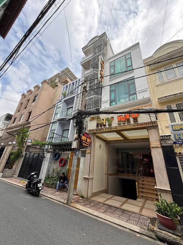 FrontHouse 80m² đường Sư Vạn Hạnh, Quận 10 giá 29 tỷ - Kinh doanh khách sạn sinh lời cao!
