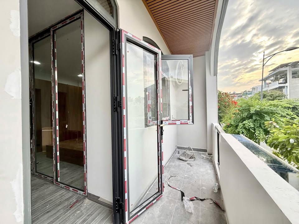 Phòng cho thuê tại Thạnh Mỹ Lợi, Quận 2 - Nội thất cao cấp, giá thỏa thuận!