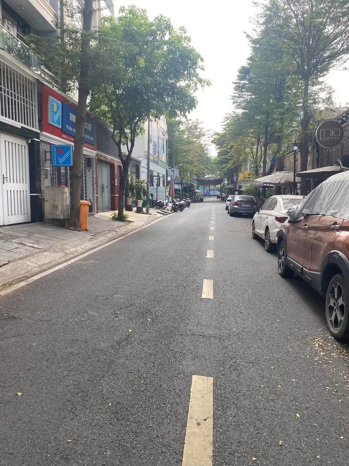 Nhà phố Hiệp Bình Thủ Đức 66m² chỉ 4 tỷ - Vị trí kinh doanh sầm uất!