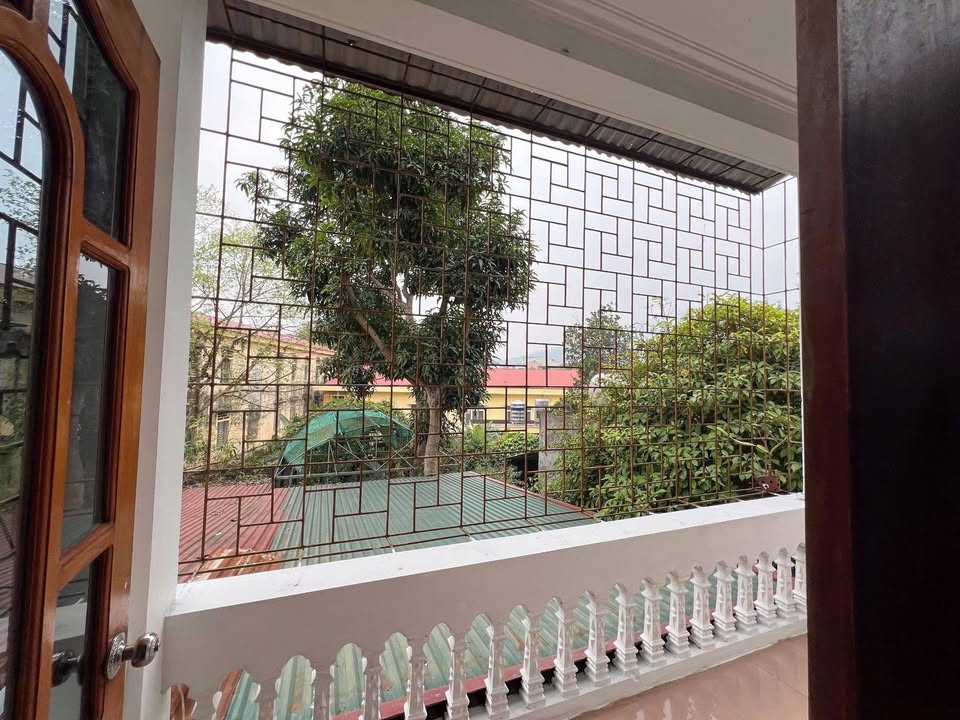 Nhà mặt đường Quốc lộ 32, Phố Ba Mỏ, 144m² giá 4 tỷ - Cần bán gấp!