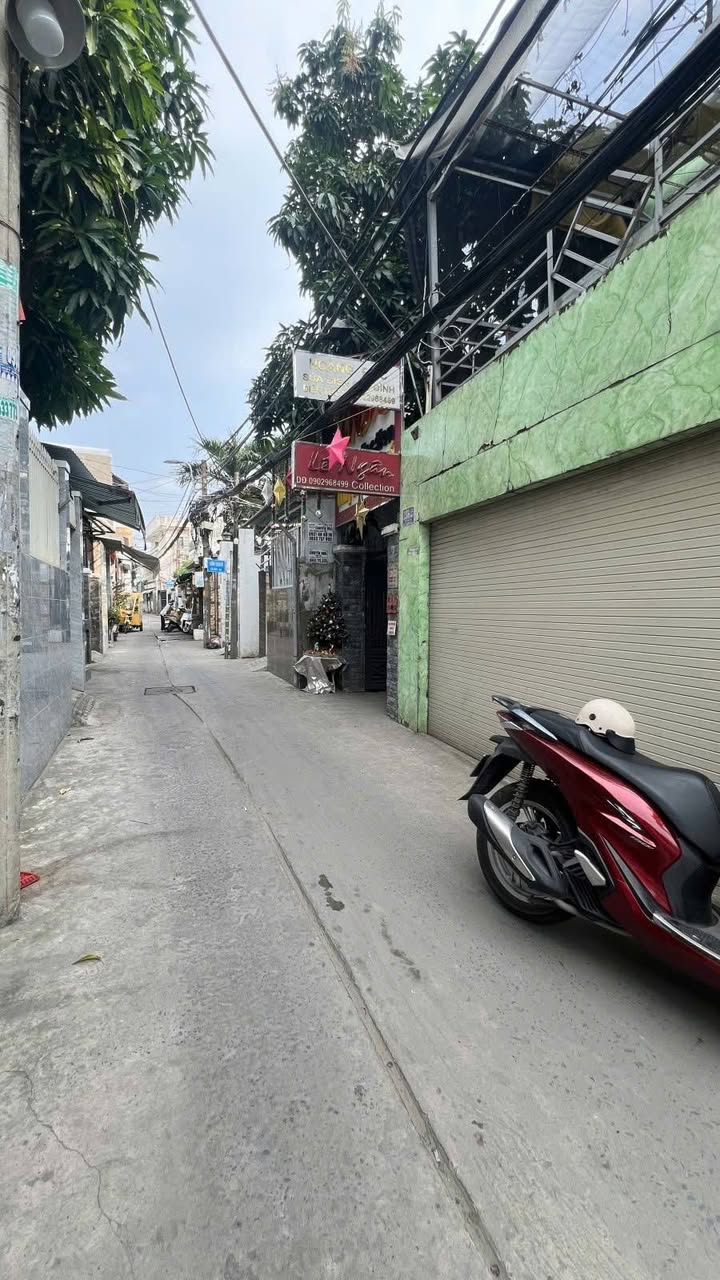 Nhà mặt tiền Hẻm 1206 Huỳnh Tấn Phát, Quận 7 - 100m² chỉ 9.99 tỷ - Đầu tư sinh lời!
