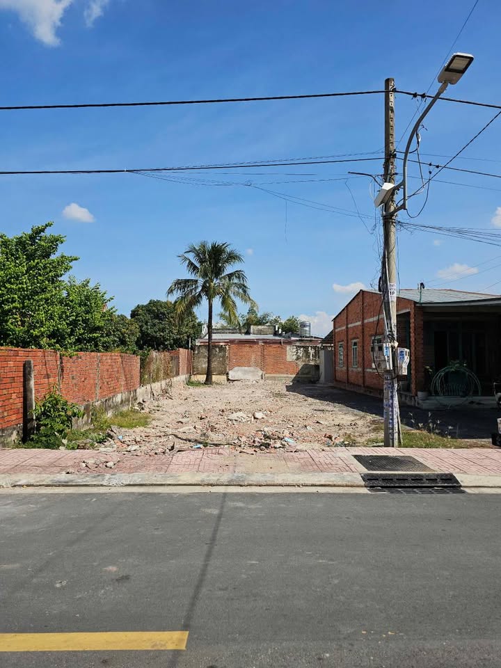 Đất nền mặt tiền đường nhựa 10m Ninh Đức 313m² giá 2.646 tỷ - Khu vực kinh doanh sầm uất!