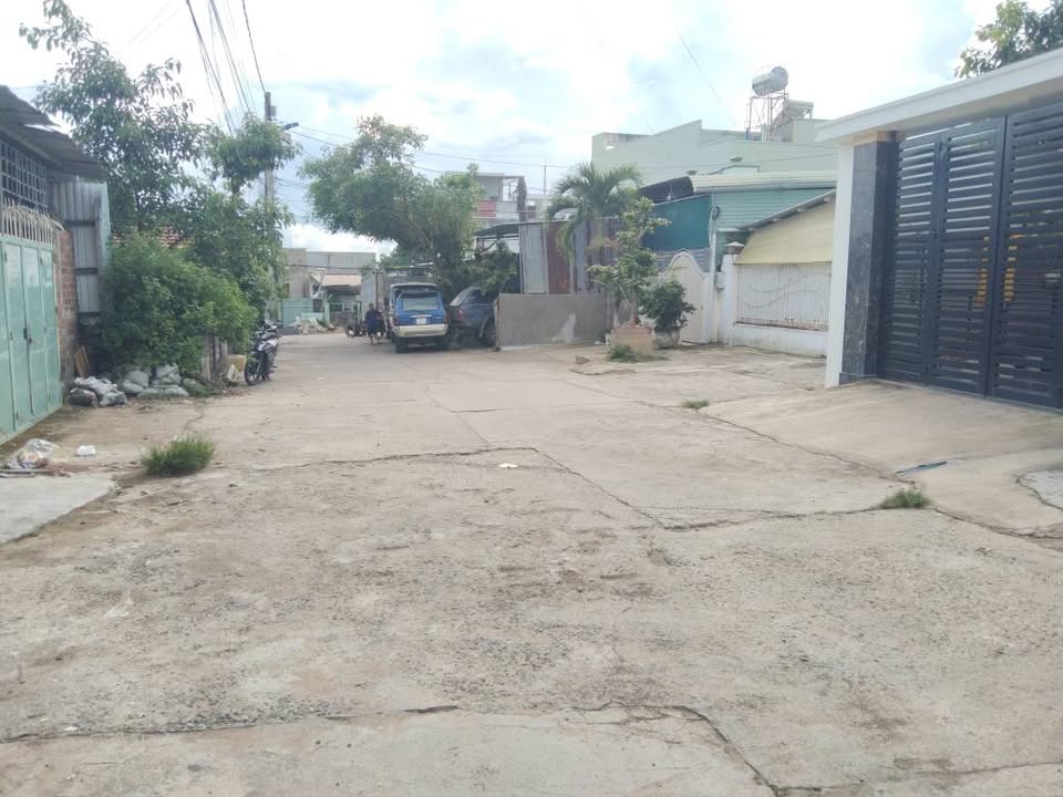 Đất nền đường A Dừa, phường Duy Tân, Kon Tum 200m² giá 2 tỷ - Vị trí thuận lợi, đầy tiềm năng!