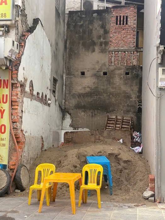 Đất thổ cư mặt phố Minh Khai 24m² giá 5.4 tỷ - Sổ đỏ chính chủ!