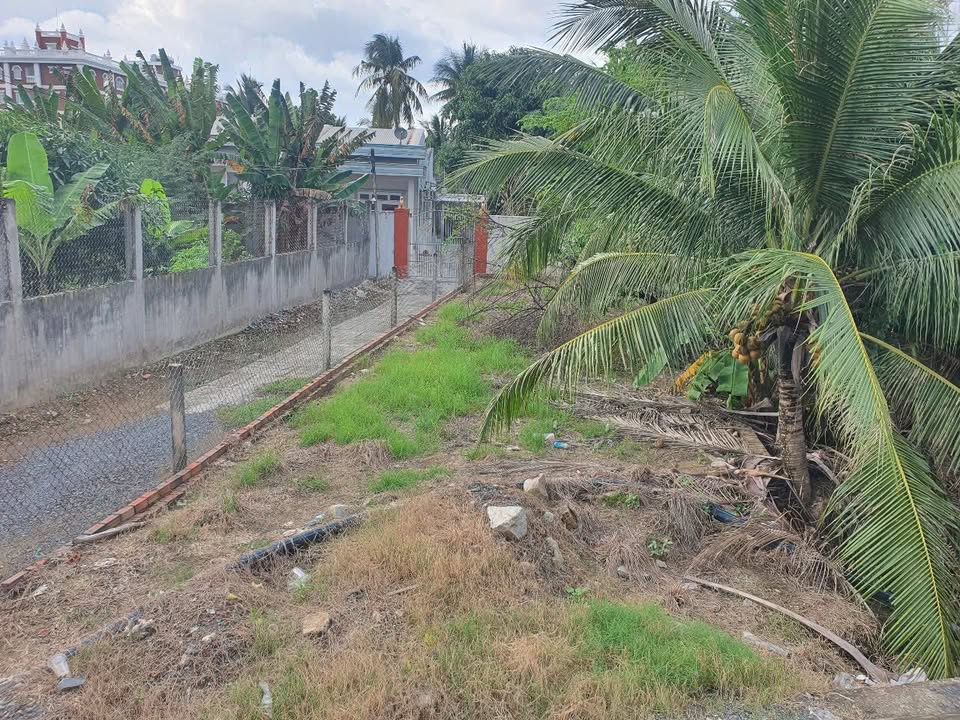 Đất nền thổ cư 2 mặt tiền Võ Văn Kiệt 120m² giá 1.3 tỷ - Đầu tư sinh lời ngay!