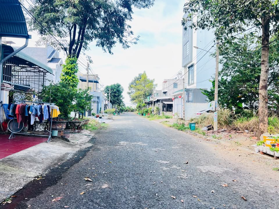 Đất nền Tiến Thành, Đồng Xoài 120m² giá 1.2 tỷ - Đường lớn, tiện ích đầy đủ!