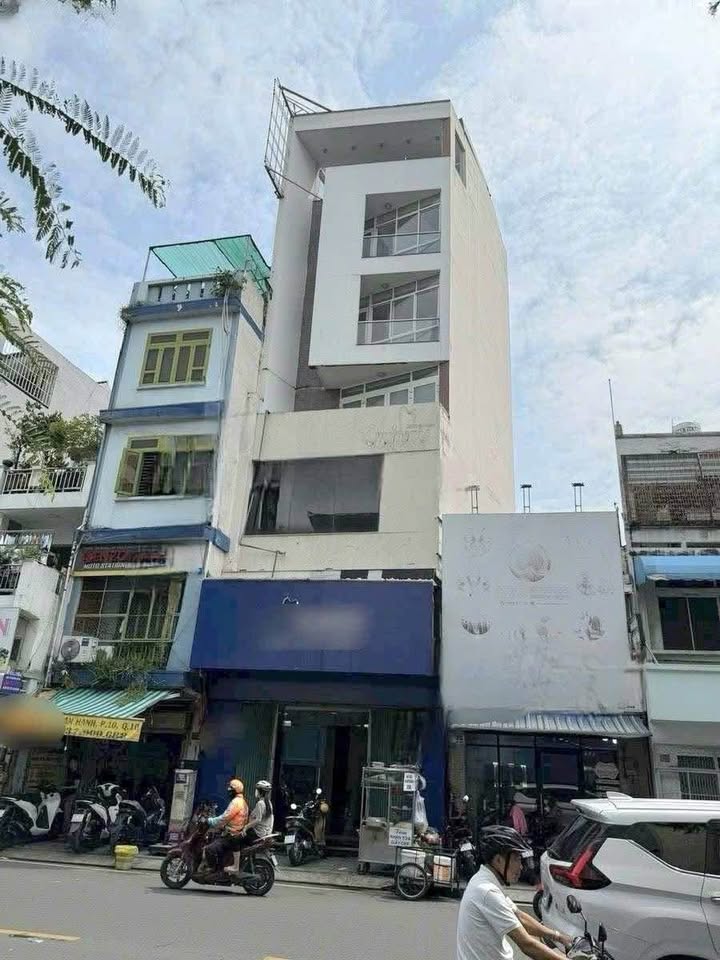 Nhà nguyên căn mặt tiền Đường Sư Vạn Hạnh, Quận 10 - Diện tích 59m², Thang máy sẵn sàng kinh doanh!