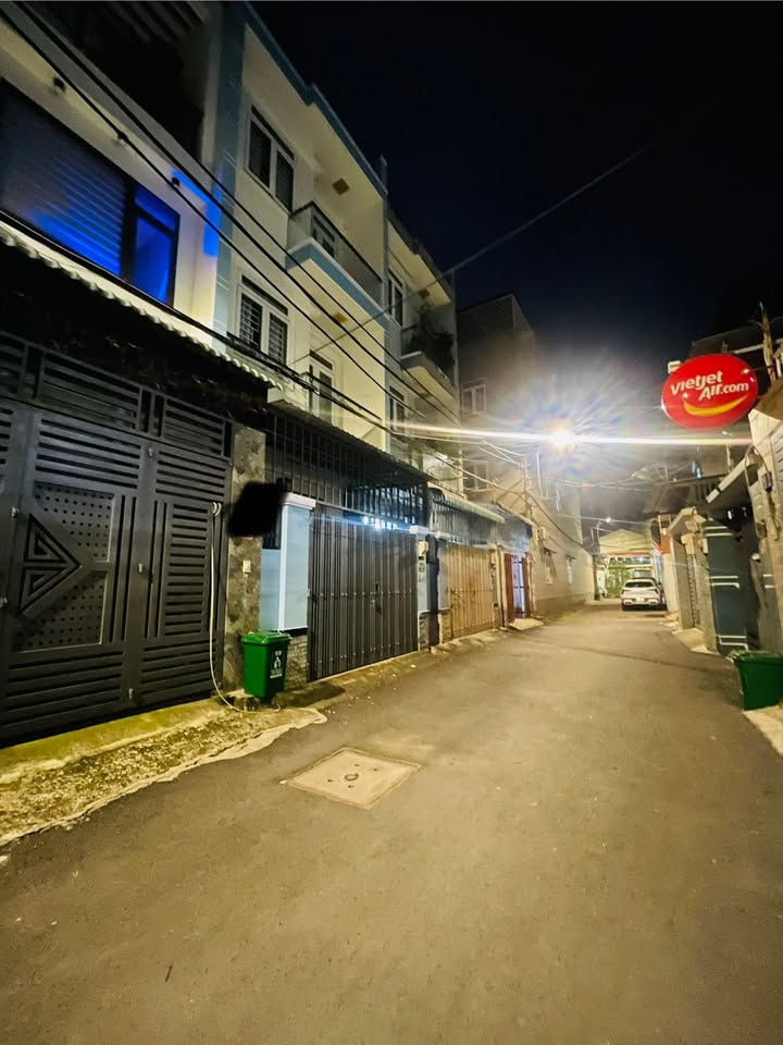 Nhà phố Tăng Nhơn Phú B, Quận 9 - 72m² giá 7 tỷ - Thiết kế hài hòa, sổ hồng chính chủ!