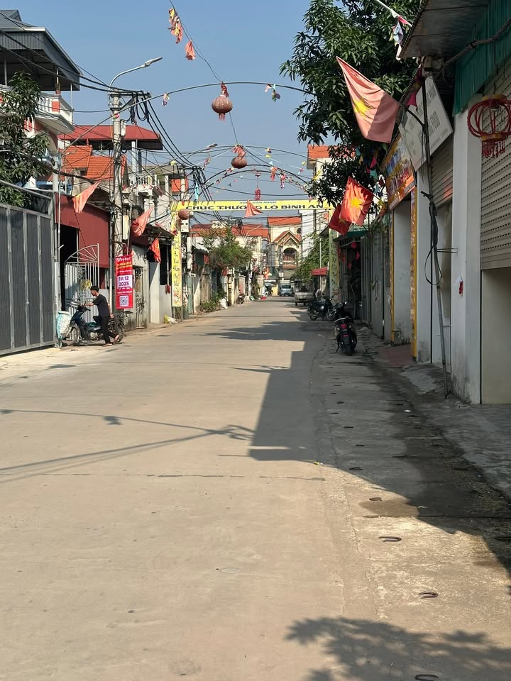 Đất 100m² Chương Dương, Thường Tín - Mặt đường lớn, giá 9 tỷ - Cơ hội đầu tư hấp dẫn!