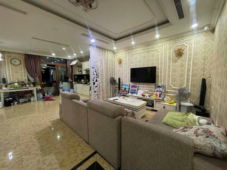 Chính chủ bán căn hộ Hạ Long Center 158m² - Full nội thất cao cấp!